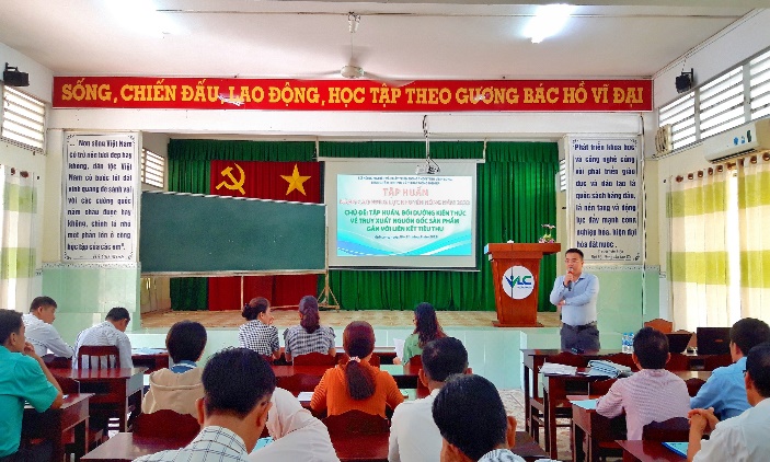 Tập huấn, bồi dưỡng kiến thức về truy xuất nguồn gốc sản phẩm gắn với liên kết tiêu thụ